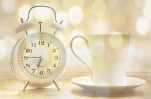 The Ultimate Morning Routine Checklist to Manifest a Better Day