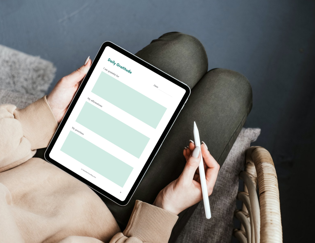 A simple printable gratitude journal to help you spend one week noticing what matters,